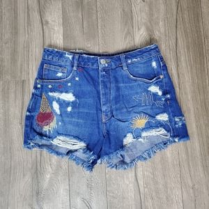 Zara Graphic Embroidered Cut Off Shorts Size 26
